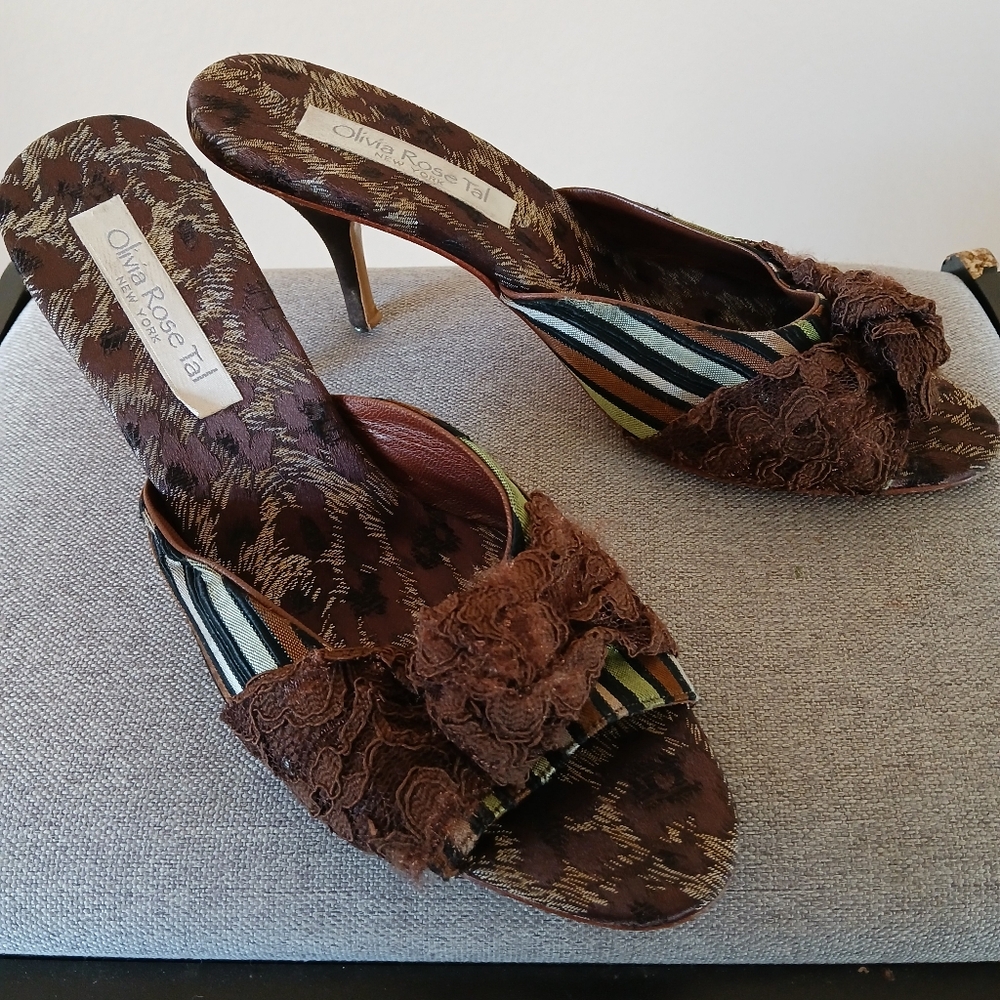 #245 Olivia Rose Tal New York Vintage Slip On Heels Size 10